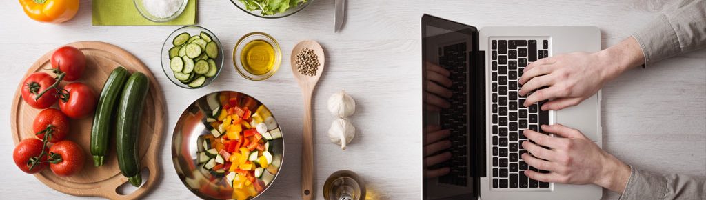 How to Manage Food Delivery without Online Food Aggregators